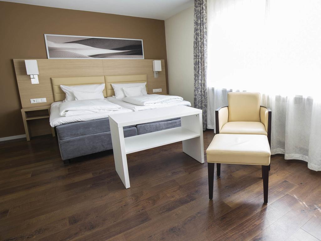 Bonnox Boardinghouse &
