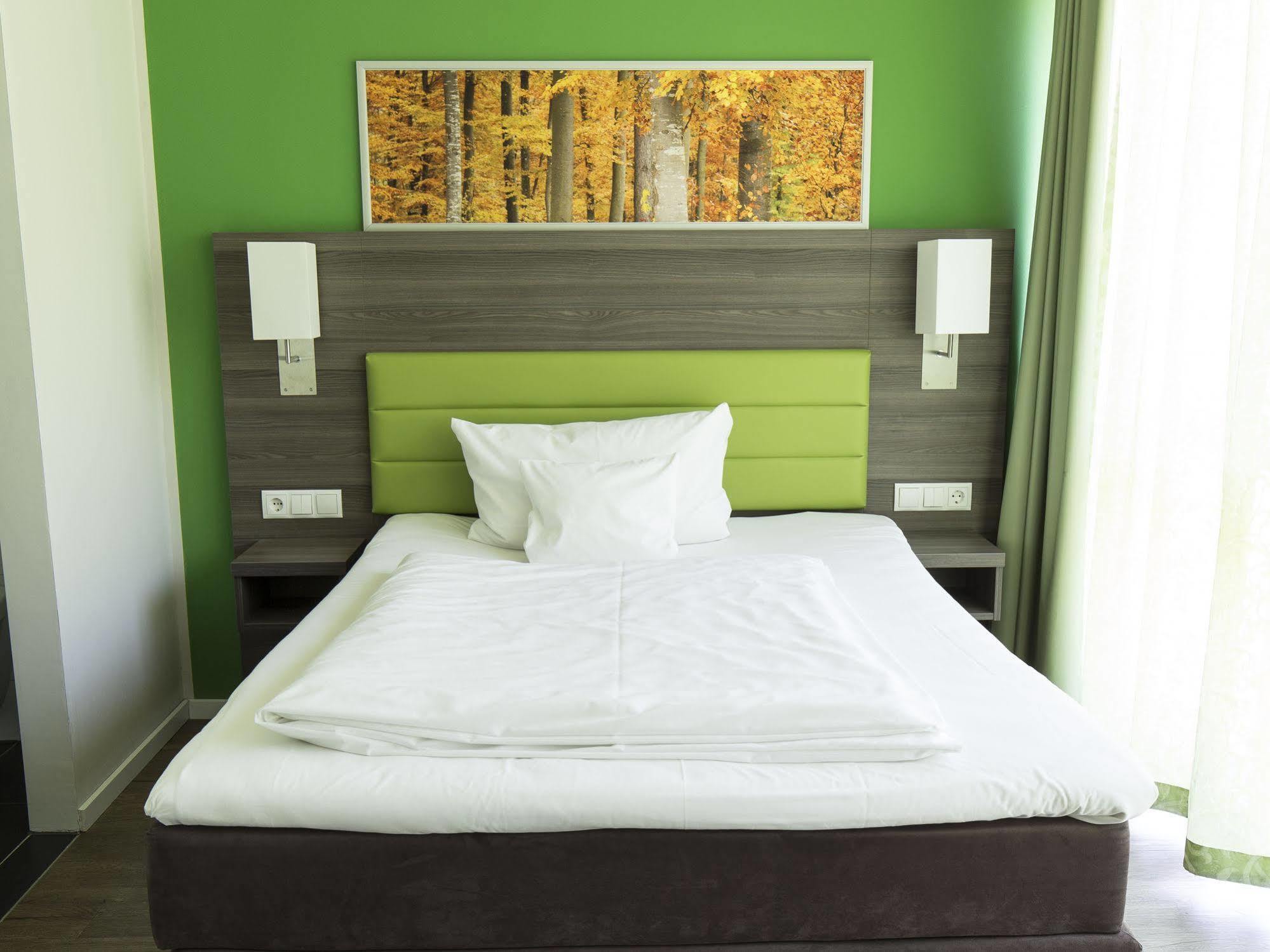 Bonnox Boardinghouse &