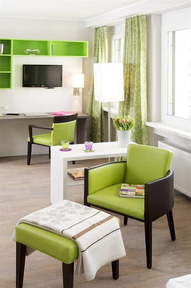 Bonnox Boardinghouse &